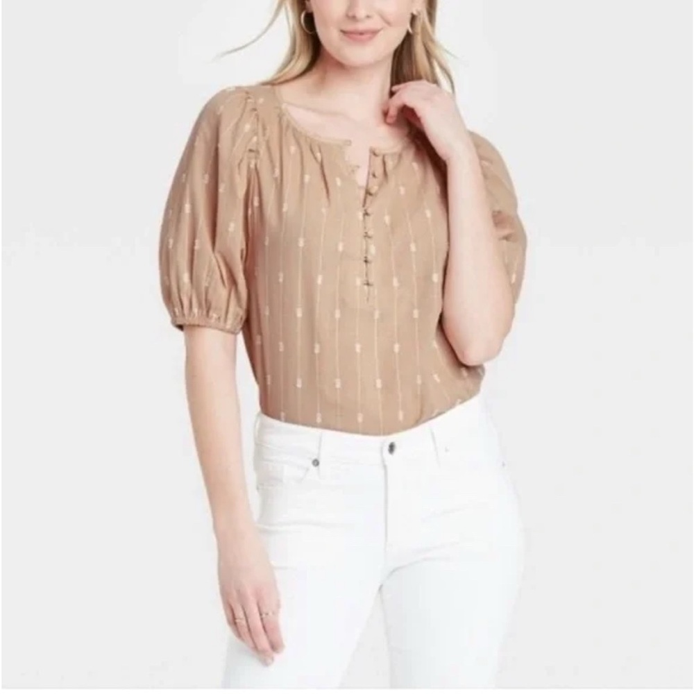 Universal Thread Women's Puff Elbow Sleeve Button-Down Blouse Tan Size XL Boho